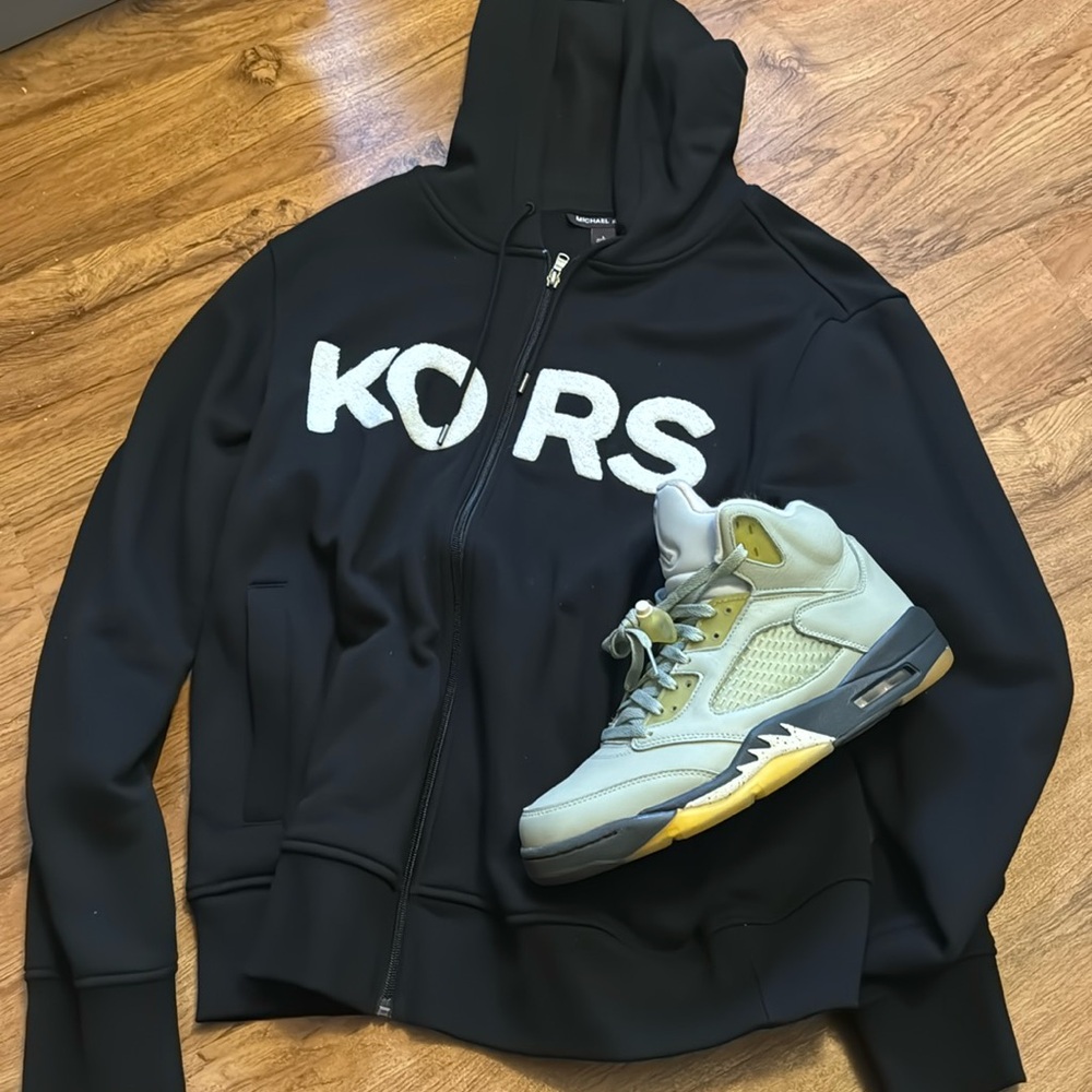 Bundle Deal! Buy Michael Kors Hoodie & Get The Shoes For Free!!